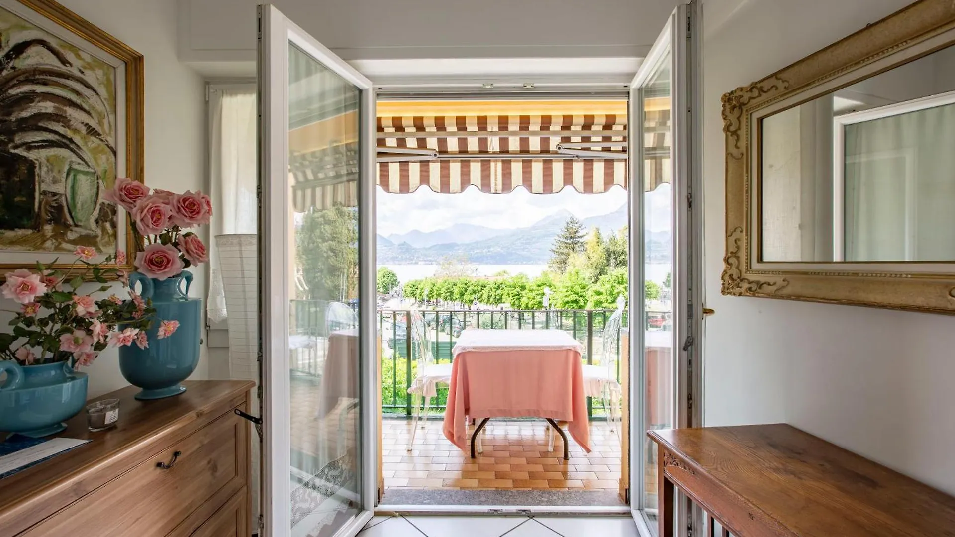Bed and Breakfast Tosca House 2 Varenna Italia